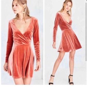 kimchi blue velvet flare mini dress- size large